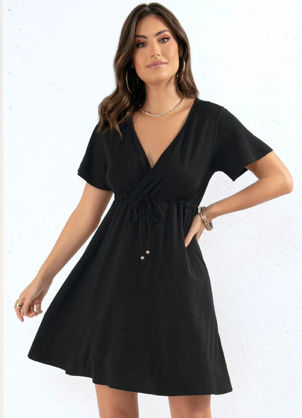 Vestido Curto Preto com Decote Transpassado